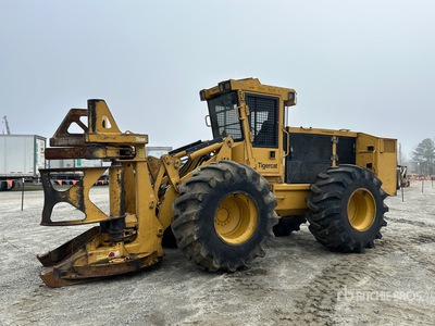 2016 Tigercat 720G Tractor de tala rasa con ruedas