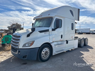 2019 Freightliner Cascadia 126 6x4 T/A Sleeper Truck Tractor