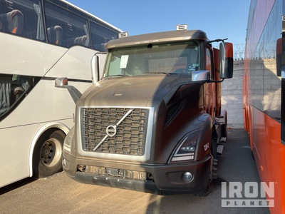 2021 Volvo VNR300 4x2 S/A Day Cab Truck Tractor