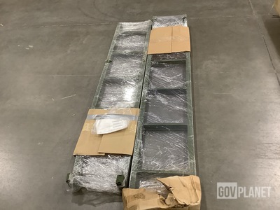 (4) Vehicle Boarding Ladders