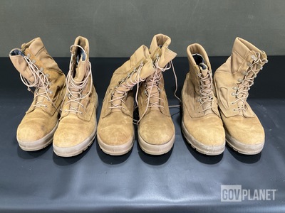 (32) Pairs of Combat Boots