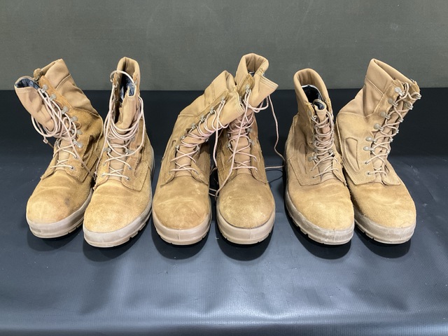 (32) Pairs of Combat Boots