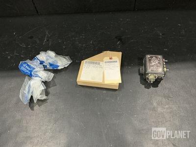 (20) Thermostat Knobs, (12) Mounting Plates & Assorted Items