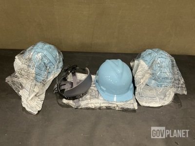 (300) MSA 495853 V-Gard Hard Hats