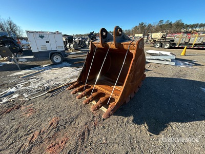 Strickland 54 in Digging Excavator Bucket - Fits Komatsu PC240/290