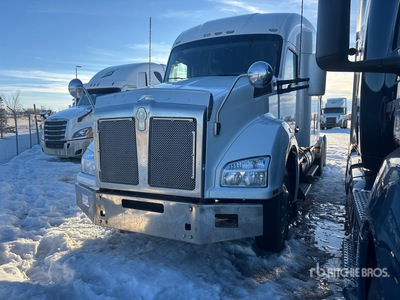 2019 Kenworth T880 6x4 T/A Sleeper Truck Tractor