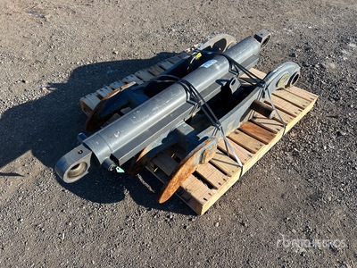 64 in Hydraulic Excavator Thumb - Fits 14 Ton