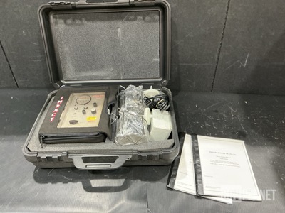 Impact Ultra-Light 326/326M Portable Aspirator