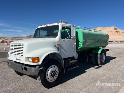 1990 International 4900 4x2 Cysterna samochodowa
