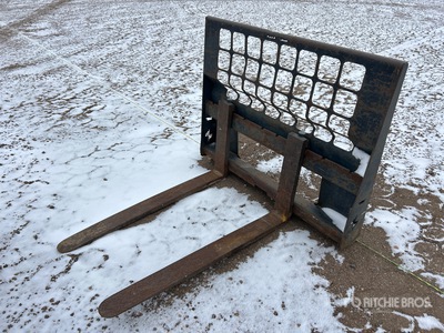 2005 Bobcat 6540184 42 in Skid Steer Forks