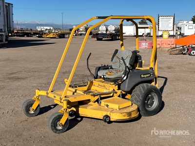 Hustler Super Z Zero-Turn Lawn Mower