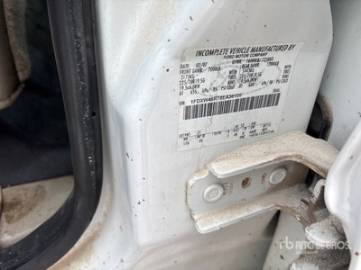 2008 Ford F-450 4x2 Crew Cab Dump Truck