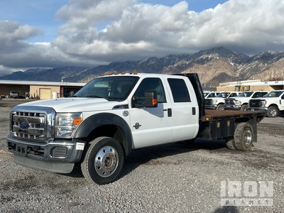 2016 Ford F-550 XLT 4x4 Crew Cab Ciężarówka z płaską platformą