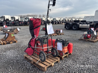 Quantity of Rental Equipment Varios, herramientas manuales