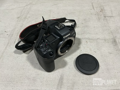 Canon DS126721 EOS Camera