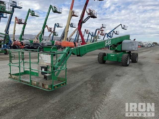 ELEVADOR TELESCóPICO 2016 GENIE 4WD S85