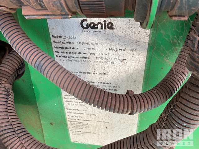 ELEVADOR ARTICULADO 2016 GENIE 4WD Z4525J