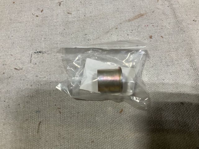 (25) Boeing 107C1751-72 Sleeve Bushings