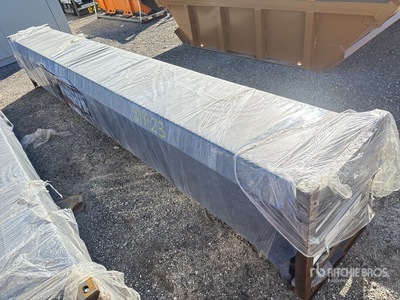 FPL40 4 Post 9000 lb Podnośnik Samochodowy (Unused)