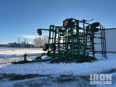 2012 John Deere 2410 61 ft 鍬