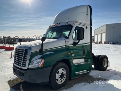 2017 Freightliner Cascadia 125 4x2 S/A Day Cab Truck Tractor