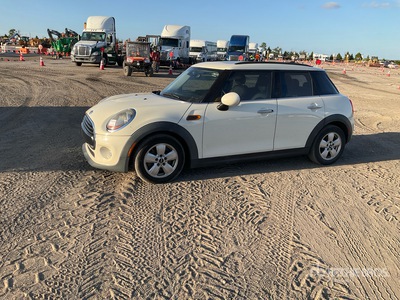 2016 Mini Cooper Automobile