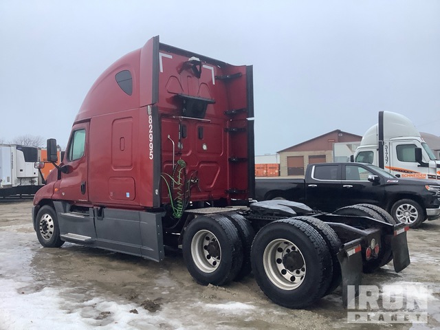 CAMIóN CAMAROTE 2017 FREIGHTLINER