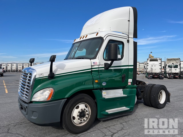 CAMIóN 2016 FREIGHTLINER