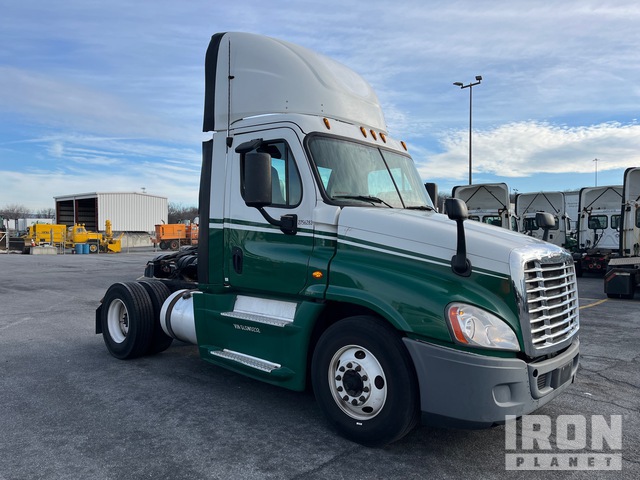 CAMIóN 2016 FREIGHTLINER
