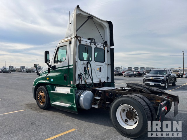 CAMIóN 2016 FREIGHTLINER