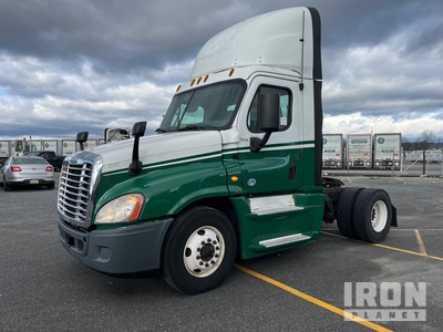 2016 Freightliner Cascadia 125 4x2 S/A Day Cab Truck Tractor