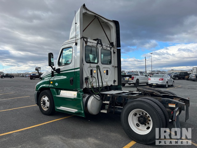 CAMIóN 2016 FREIGHTLINER