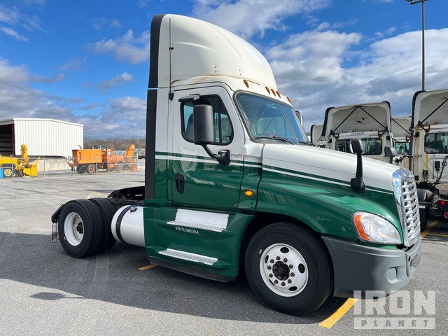 CAMIóN 2016 FREIGHTLINER