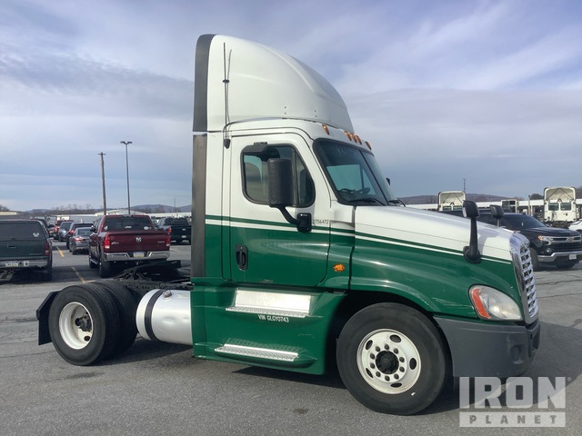 CAMIóN 2016 FREIGHTLINER