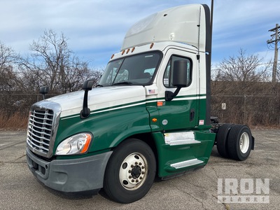 2018 Freightliner Cascadia 125 4x2 S/A Day Cab Truck Tractor