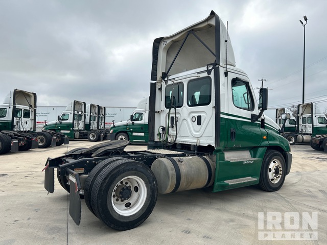 CAMIóN 2017 FREIGHTLINER