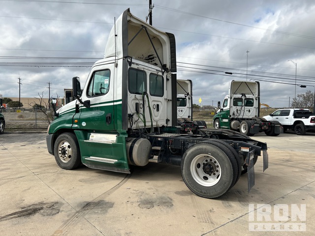 CAMIóN 2017 FREIGHTLINER