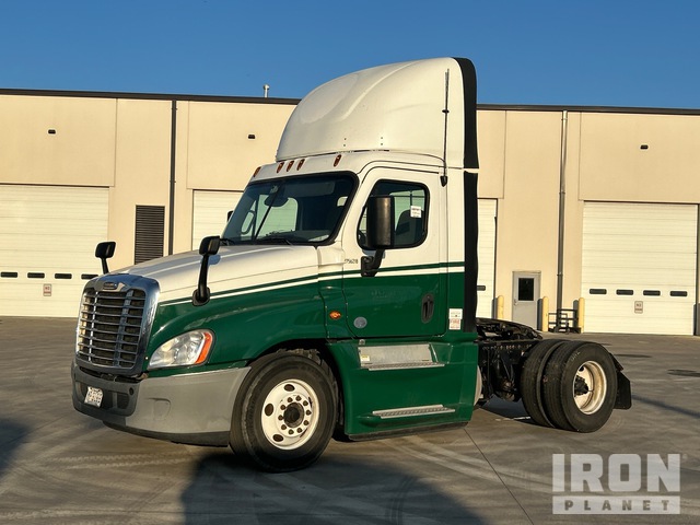 CAMIóN 2016 FREIGHTLINER