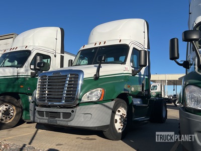 2016 Freightliner CA125DC 4x2 2-Achs Sattelzugmaschine