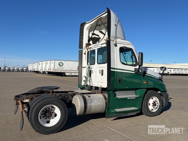 CAMIóN 2017 FREIGHTLINER