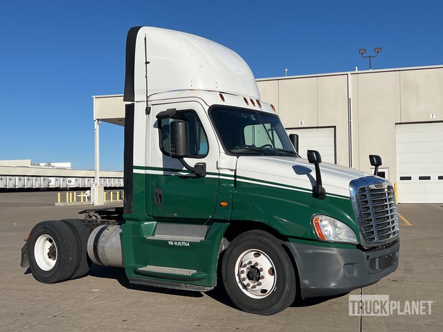 CAMIóN 2017 FREIGHTLINER