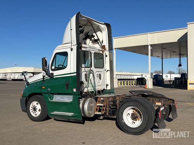 CAMIóN 2017 FREIGHTLINER