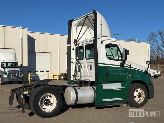 CAMIóN 2017 FREIGHTLINER