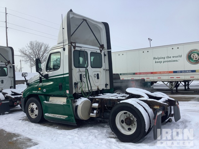 CAMIóN 2017 FREIGHTLINER