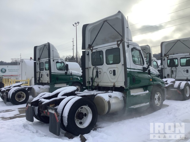 CAMIóN 2017 FREIGHTLINER