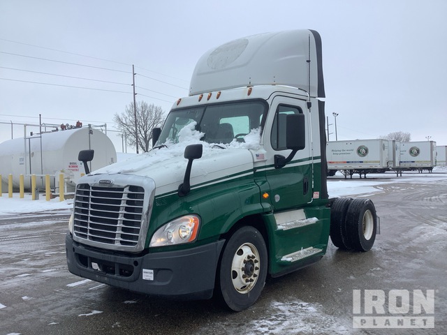 CAMIóN 2017 FREIGHTLINER