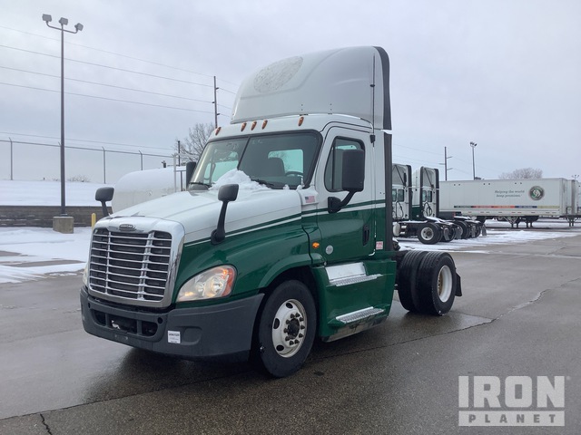 CAMIóN 2017 FREIGHTLINER