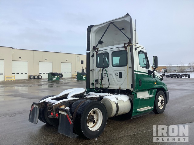 CAMIóN 2017 FREIGHTLINER