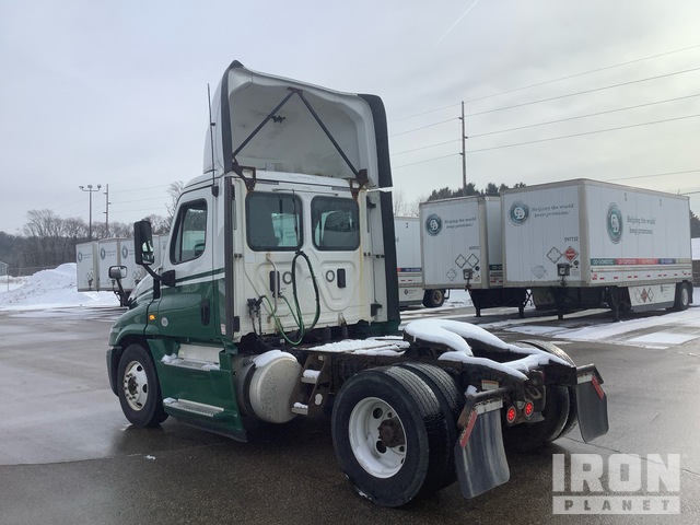 CAMIóN 2017 FREIGHTLINER