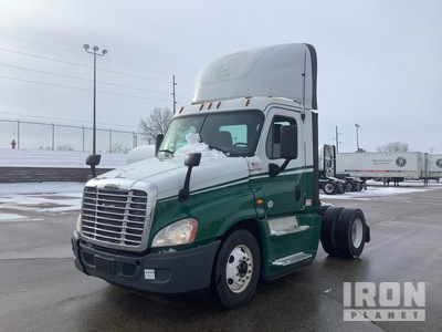 2017 Freightliner Cascadia 125 4x2 S/A Day Cab Truck Tractor